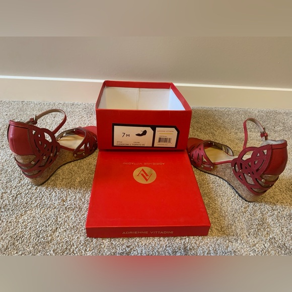 Adrienne Vittadini Clementine Wedge Sandals - Picture 7 of 7